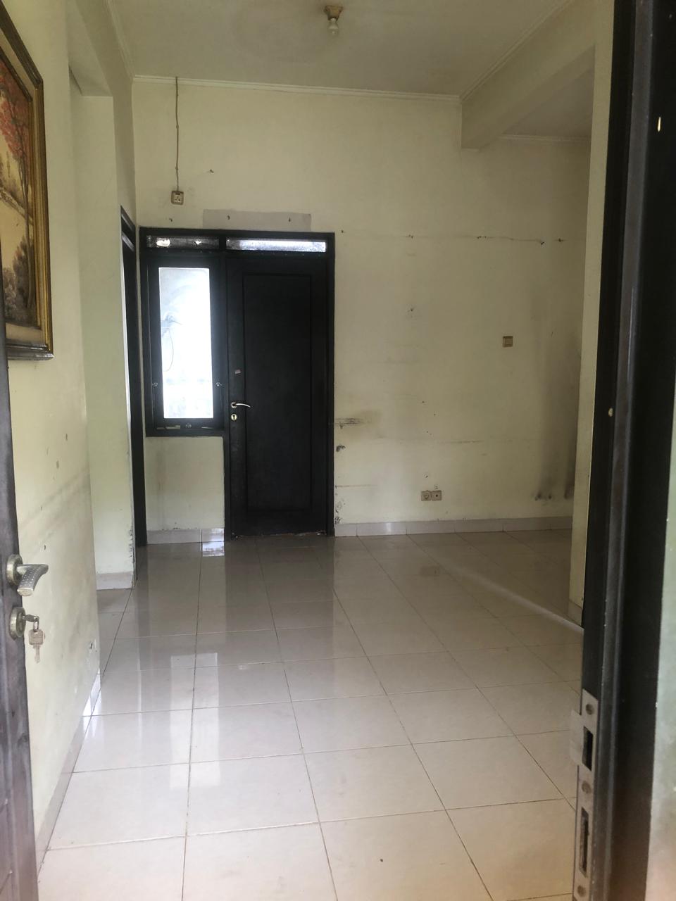 Dijual Rumah di Simprug Garden Jababeka